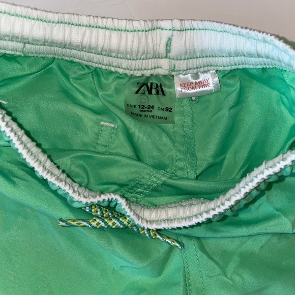 ZARA Kids Lime Green Swim Shorts - Picture 4 of 4